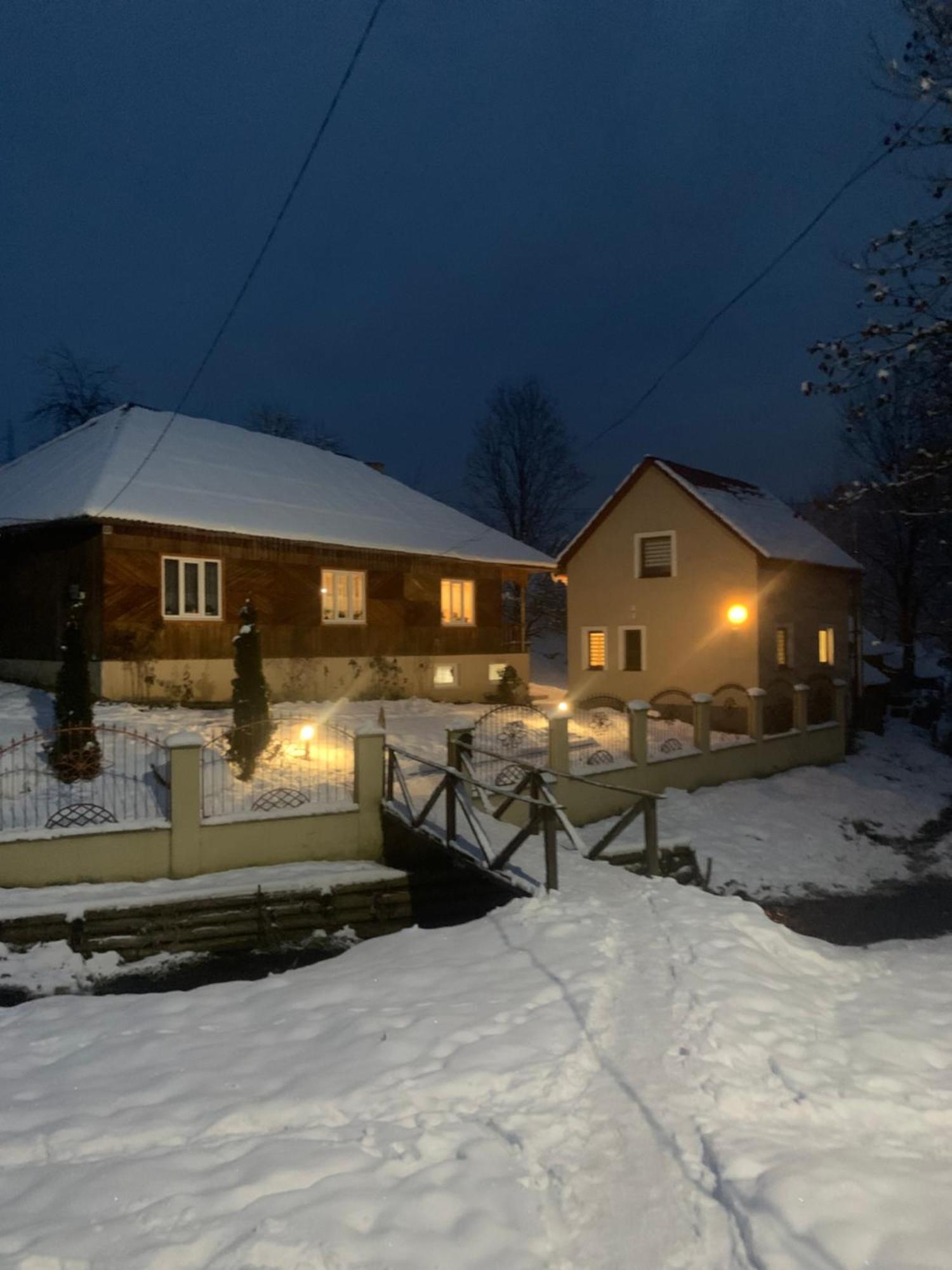 Cottage house Podobovets Eksteriør bilde